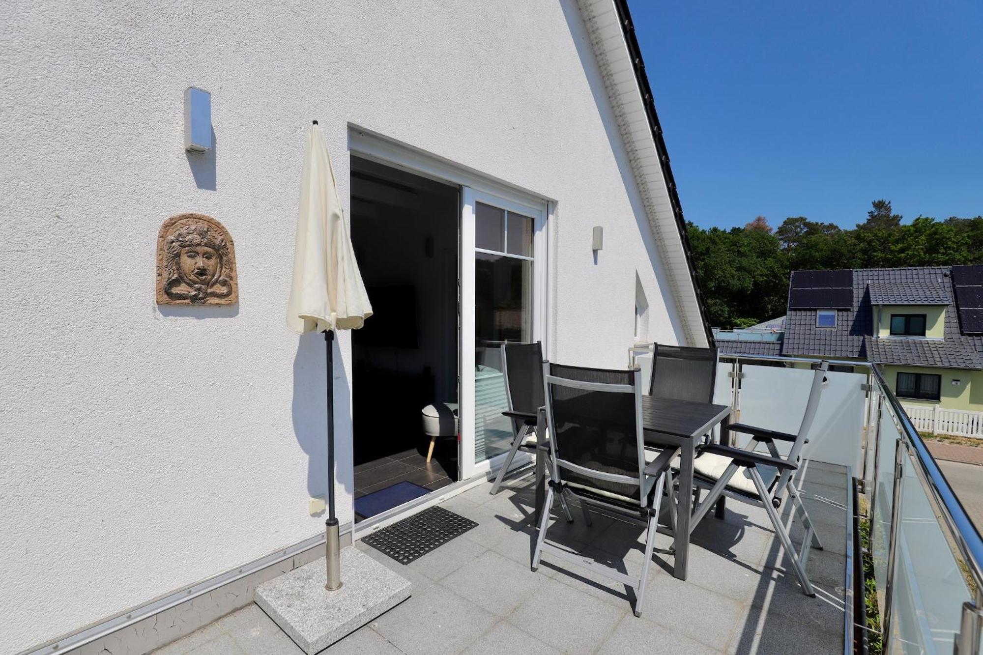 Ferienwohnung4 Im Haus Moewe Thiessow Exterior foto